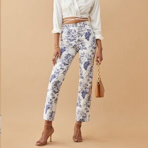 NWOT Reformation Cynthia Toile High Rise Straight Jeans (floral white)